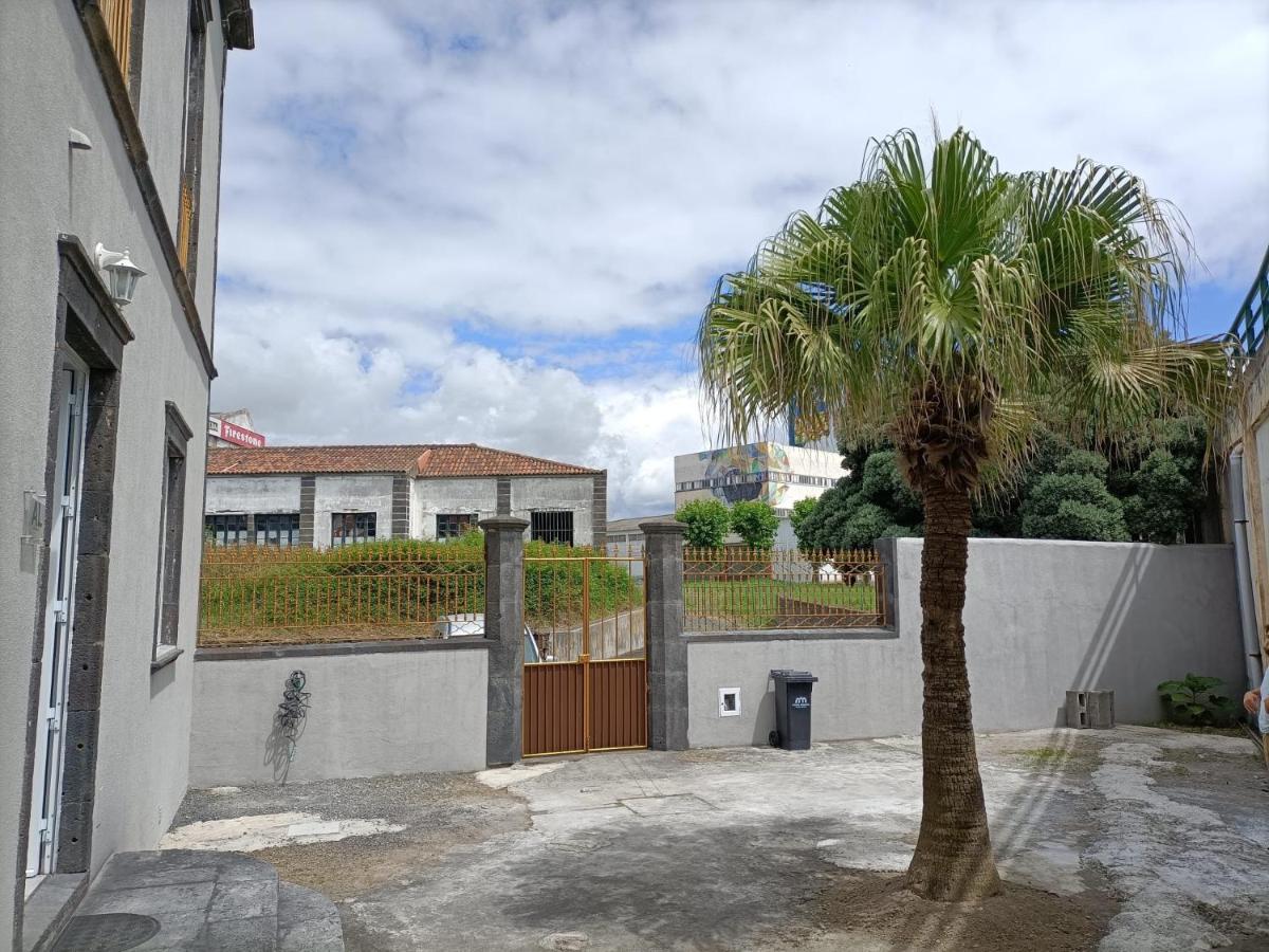 Seaside House Ξενοδοχείο Πόντα Ντελγκάντα Εξωτερικό φωτογραφία
