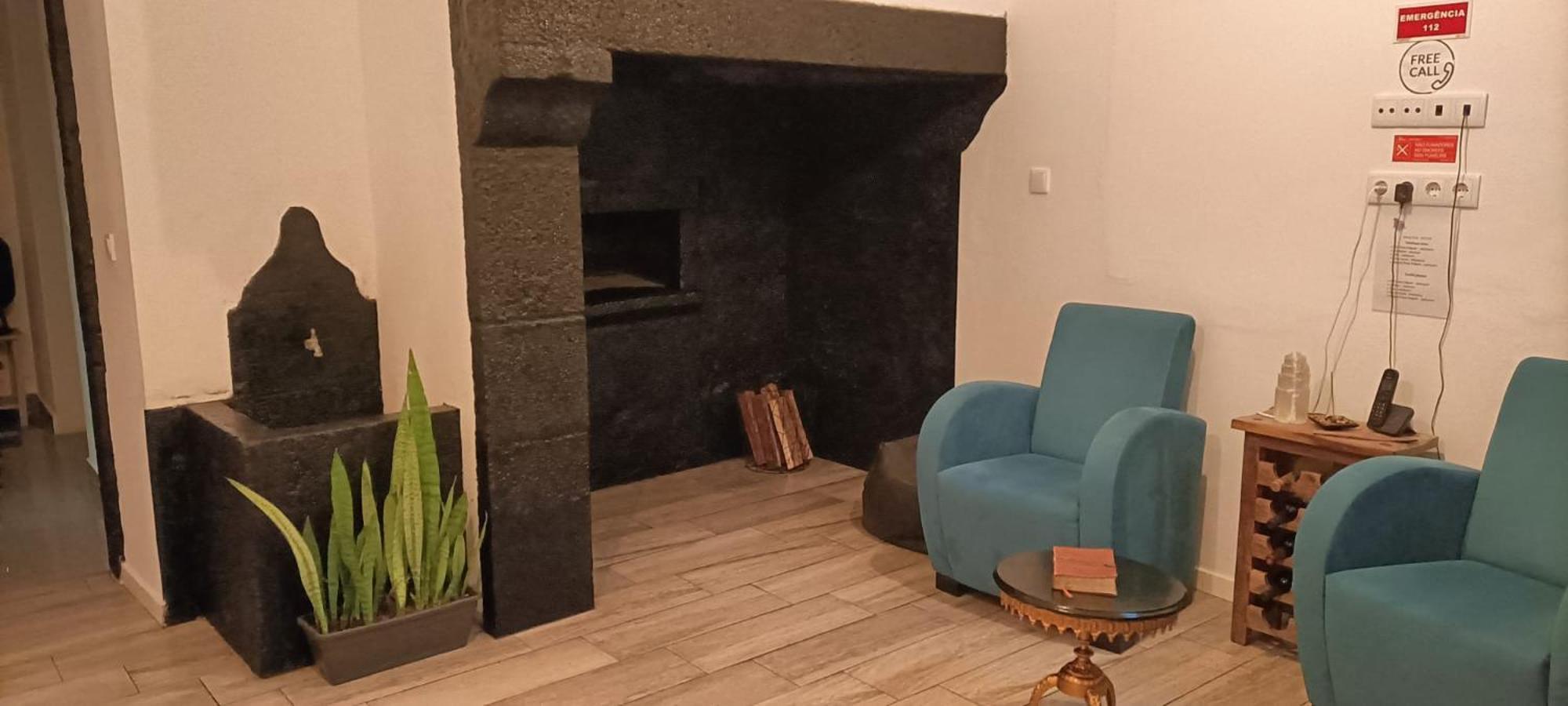 Seaside House Ξενοδοχείο Πόντα Ντελγκάντα Εξωτερικό φωτογραφία